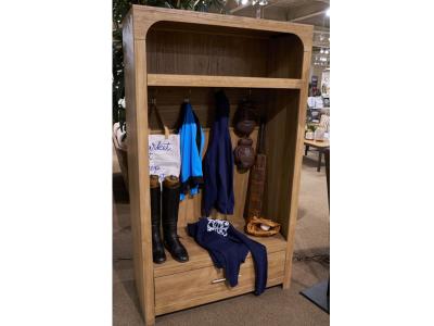 Dovander Hall Tree with Storage Bench by Midha's Furniture Serving Brampton, Mississauga, Etobicoke, Toronto, Scraborough, Caledon, Cambridge, Oakville, Markham, Ajax, Pickering, Oshawa, Richmondhill, Kitchener, Hamilton and GTA area